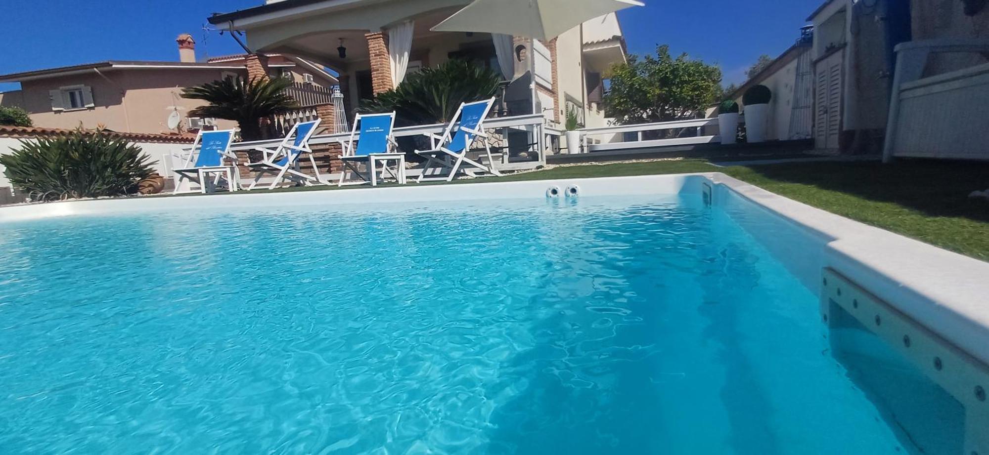Alloggi Turistici Con Piscina Palestra Jacuzzi Sauna Anzio Exterior foto